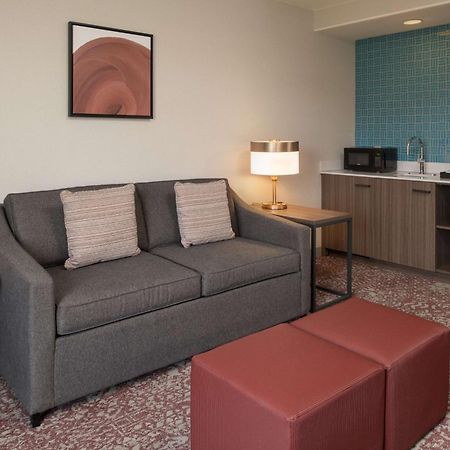 Hilton Garden Inn Fontana Bagian luar foto