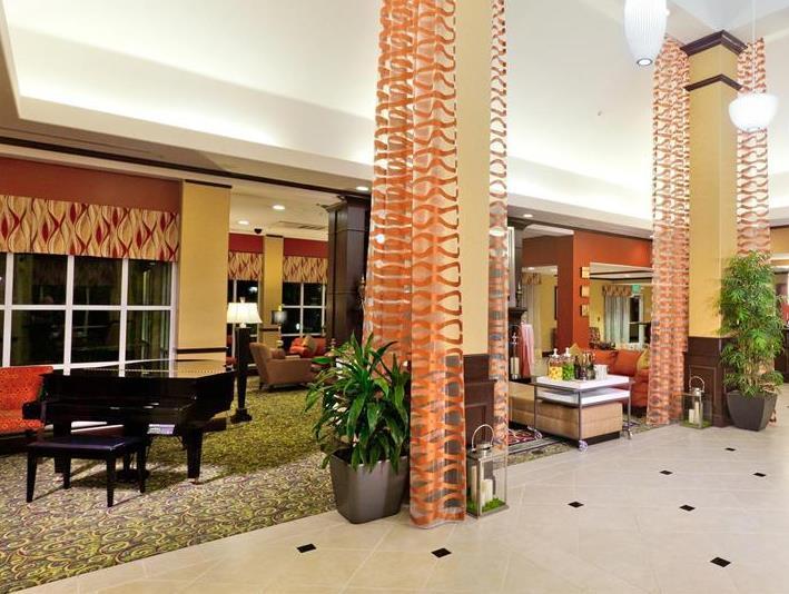 Hilton Garden Inn Fontana Bagian luar foto